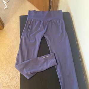 Naturyl by NBK Core Leggings in Slate